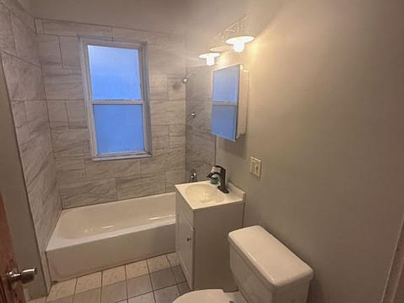 5th image of 6154 S Fairfield Ave