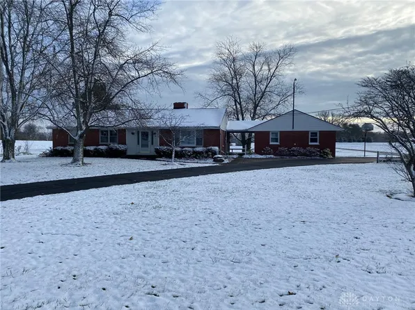 284 S Johnsville, New Lebanon, OH 45345