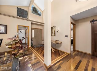 2053 E Loch Haven Dr, Hayden Lake, ID 83835