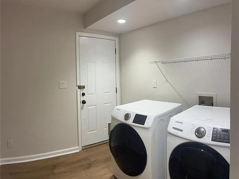 1744 Oak Ridge Way — Photo 21