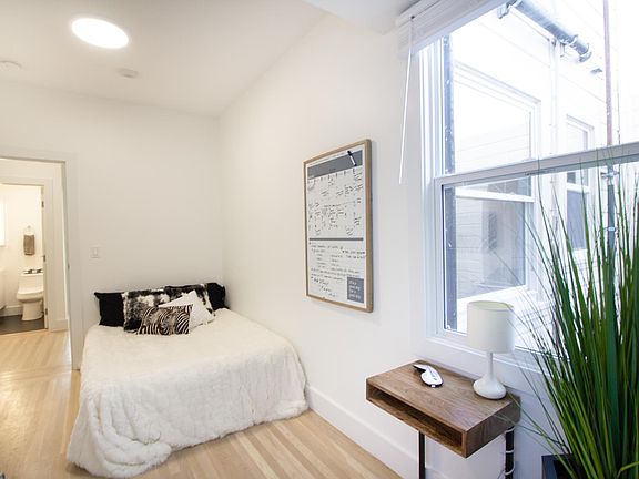 5th image of 3320 Octavia St APT 6