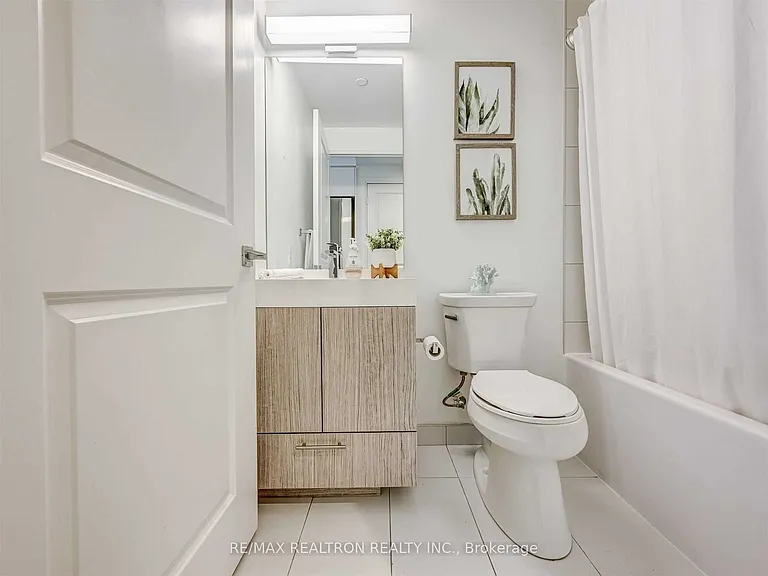 251 Jarvis St #608 — Photo 7