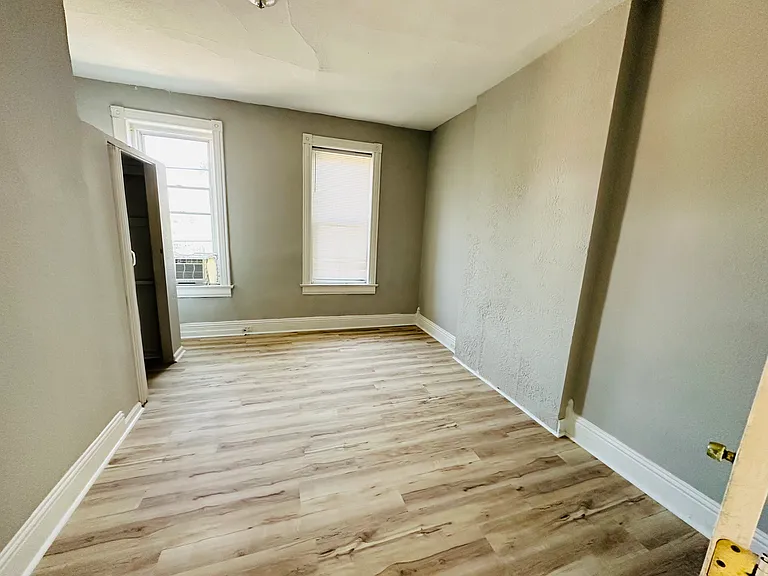 6103 Alabama Ave #2 — Photo 5