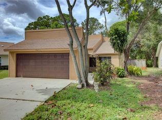 2051 Wood Hollow Pl, Sarasota, FL 34235