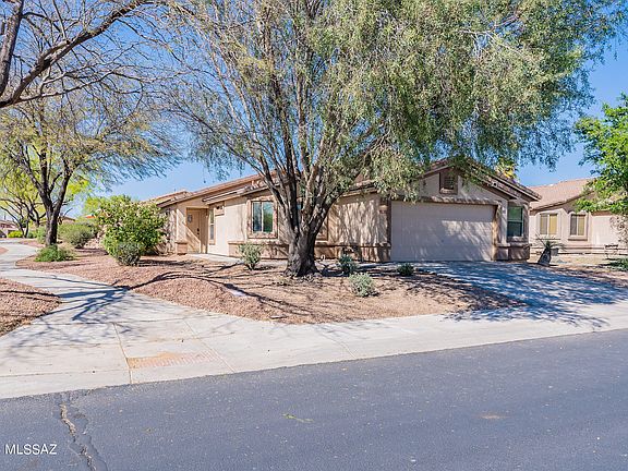 3rd image of 11088 W Prairie Willow Dr