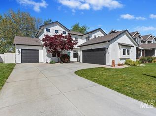 191 S Spring Lake Way, Star, ID 83669