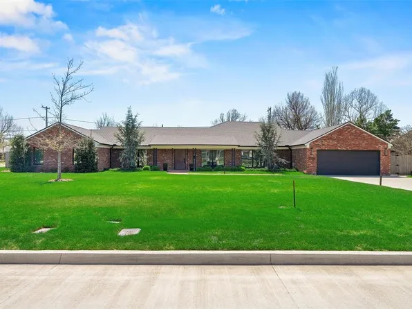 1708 Randel Rd, Nichols Hills, OK 73116