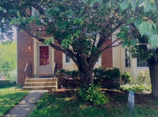 12407 Herrington Manor Dr, Silver Spring, MD 20904