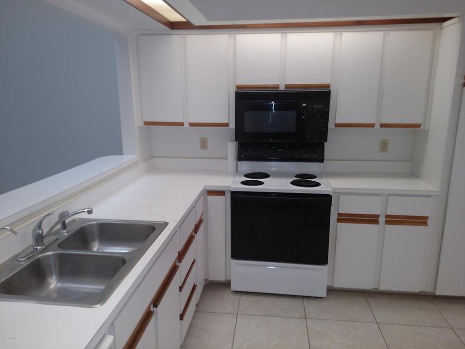 1st image of 3742 Sawgrass Dr