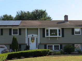 54 Burnham Rd, Billerica, MA 01821