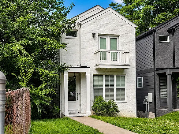 1507 10th Ave N — Photo 1