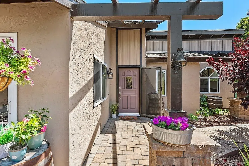 15404 Nawa Ct — Photo 3