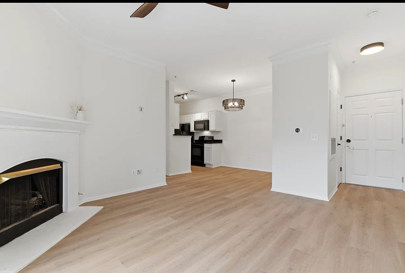 1580 Spring Gate Dr — Photo 4