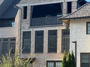 6735 Encore Blvd, Sandy Springs, GA 30328
