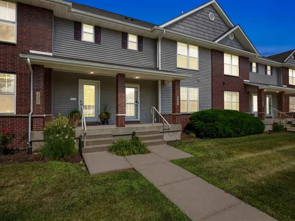 253 Huntington Dr, Iowa City, IA 52245