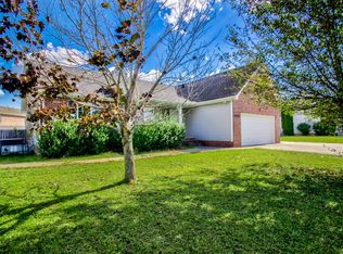 1017 Summerhaven Rd, Clarksville, TN 37042