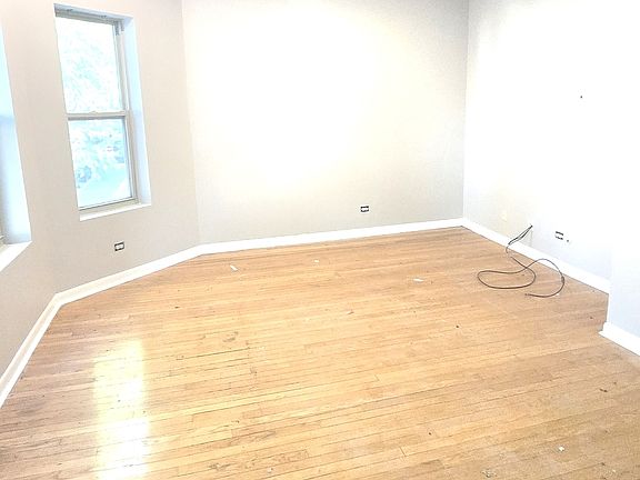 2nd image of 8136 S Drexel Ave APT 2