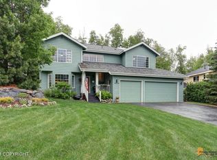 8746 Inyo Cir, Eagle River, AK 99577