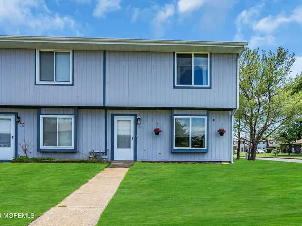 123 Greenwood Loop Road, Brick, NJ 08724