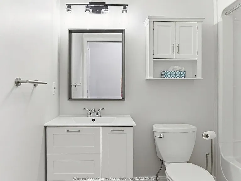 325 Village Grove Dr #409 — Photo 16
