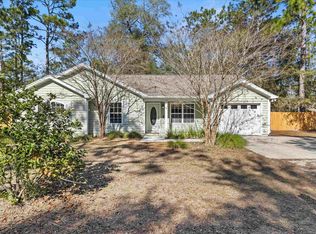 5 Midway Ct, Crawfordville, FL 32327