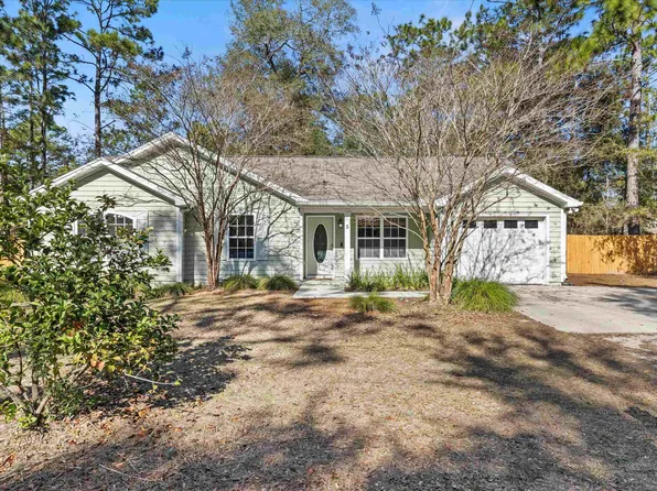 5 Midway Ct, Crawfordville, FL 32327
