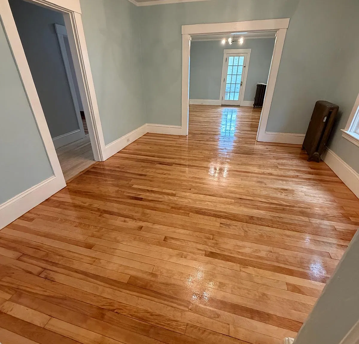 4 bed, 1824 sqft, $2,300 — Photo 2