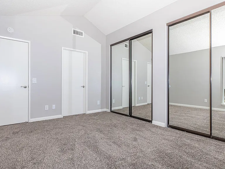 Canyon Crest Views — Photo 37