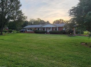 4600 Oakwood Cir, Winston Salem, NC 27106