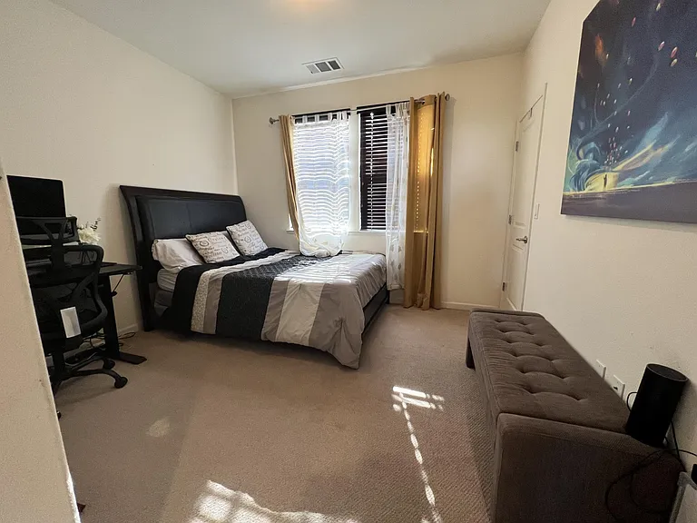218 Rosarno Ct — Photo 15