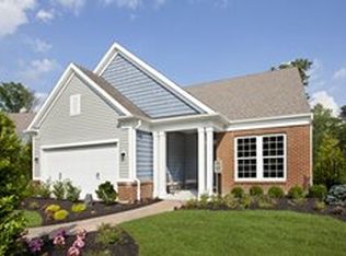 11 E Warwick Ct, Farmingdale, NJ 07727