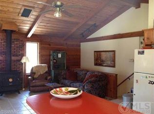 2876 55th St, Fennville, MI