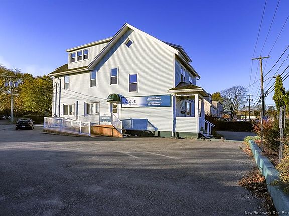 3rd image of 14 Wellesley Ave