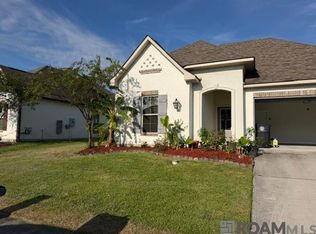 7034 Spring Gardens Dr, Baton Rouge, LA 70817