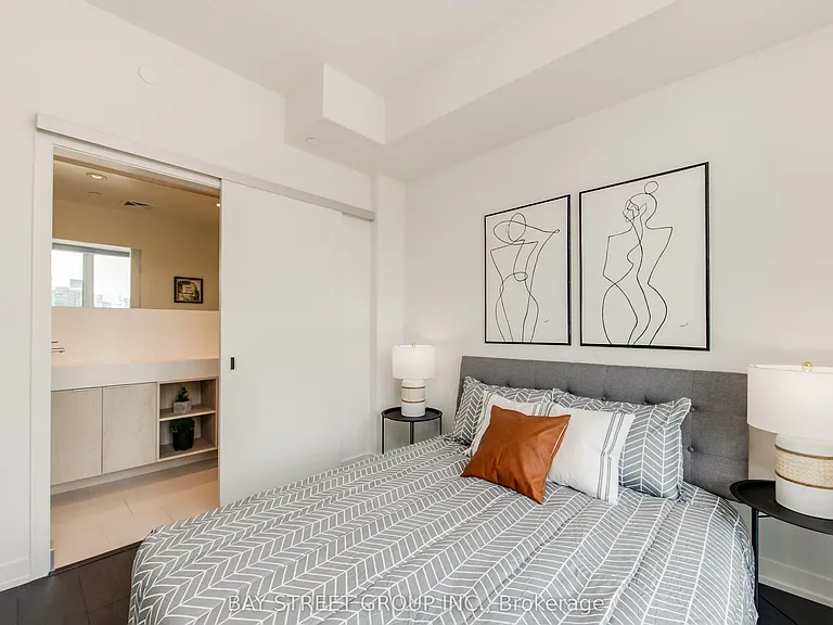 20 Richardson St #918 — Photo 20