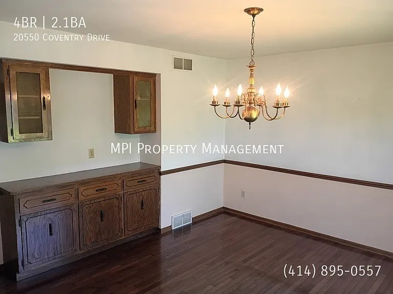 20550 Coventry Dr — Photo 6