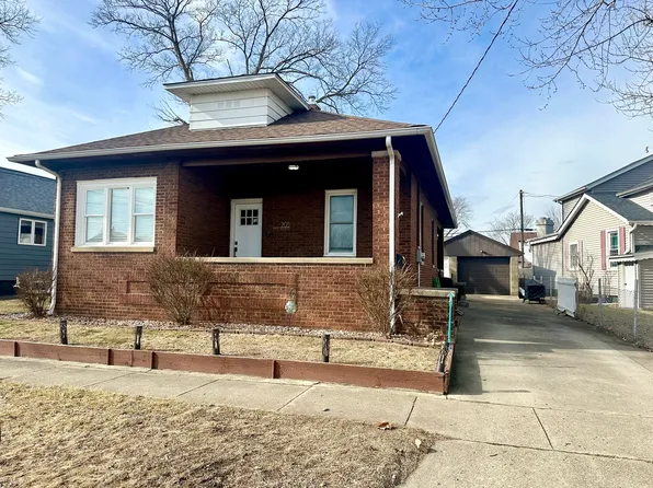 205 17th Ave, Naplate, IL 61350