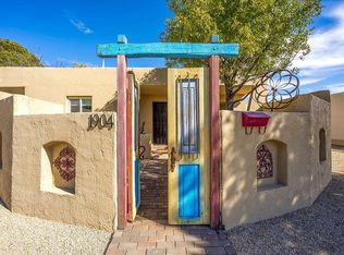 1904 La Jolla Ave, Las Cruces, NM 88005