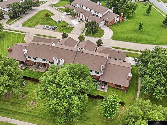 5th image of 2904 Londonshire Ct
