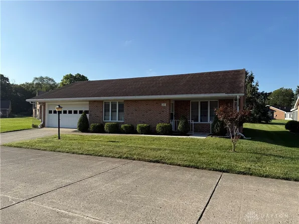 521 Julia St Unit 27, Urbana, OH 43078