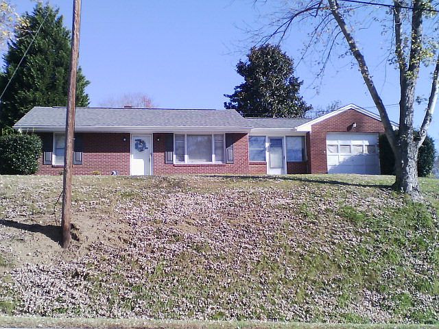 1st image of 768 Henry St