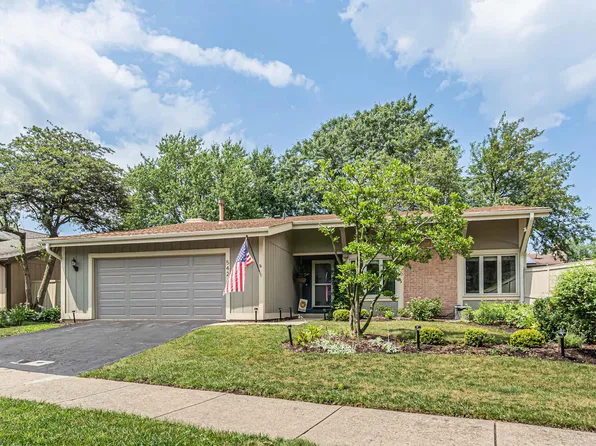 542 Bryce Trl, Roselle, IL 60172
