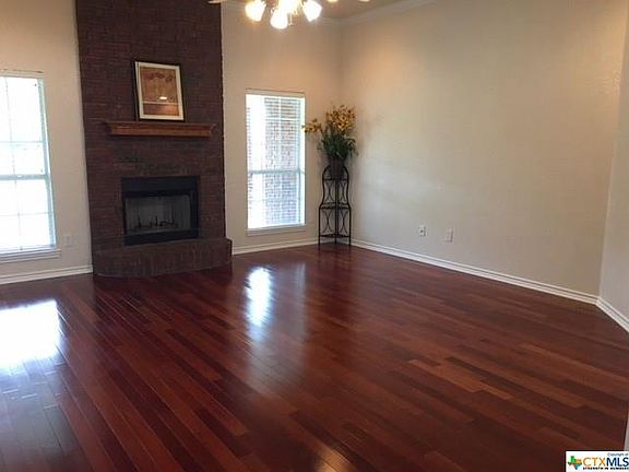 3rd image of 703 Cowhand Dr