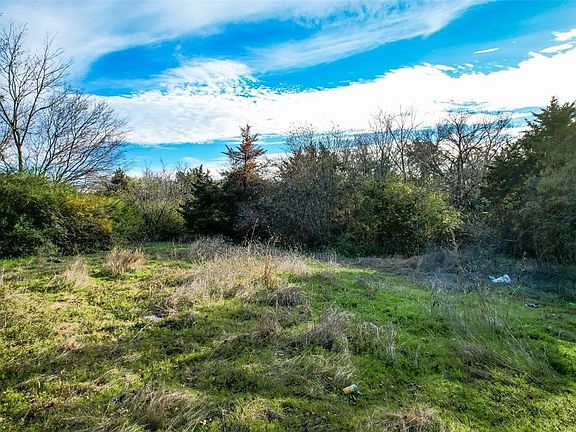 4th image of 800 N Prairie Creek Rd