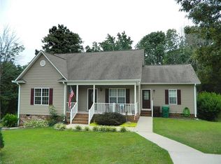 4661 Colonial Cir, Trinity, NC 27370