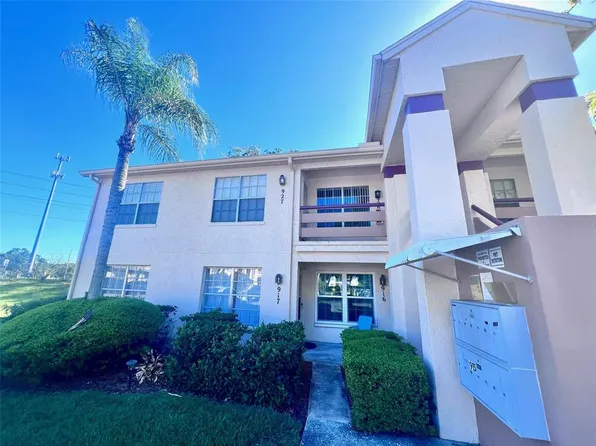 7828 Hardwick Dr APT 927, New Port Richey, FL 34653