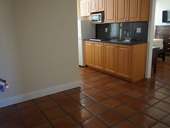 3rd image of 2314 Ponce De Leon Blvd Ste 302
