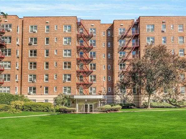 1300 Midland Avenue #A35, Yonkers, NY 10704