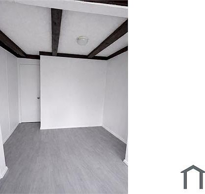 3rd image of 1053 S Lake Shore Way
