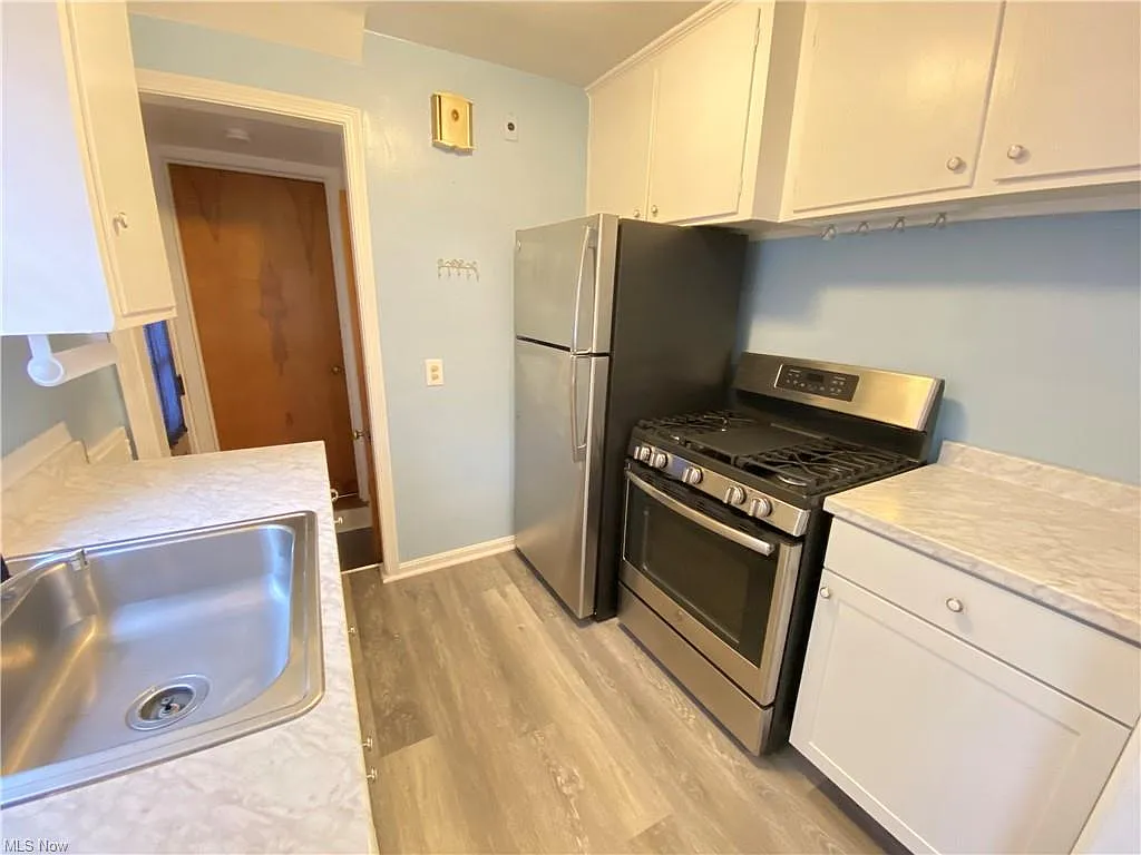 3 bed, 1298 sqft, $1,650 — Photo 3